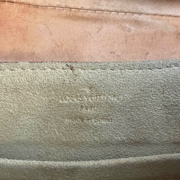 RARE Louis Vuitton Leonor Bag in Monogram - Picture 13 of 15